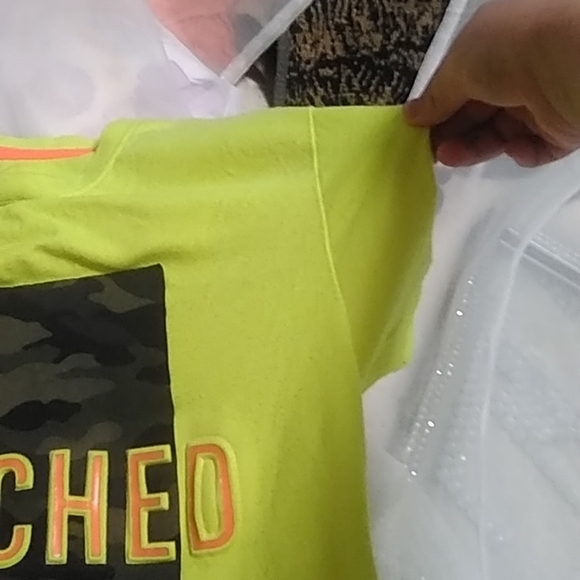 a shirt - Picture 2 of 2